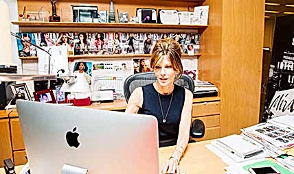 Главный редактор отдела моды в СМИ