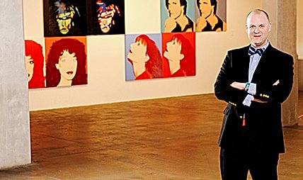 Арт-директор галереи / музея / центра современного искусства