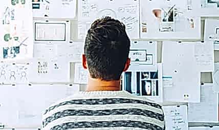 Бренд-стратег