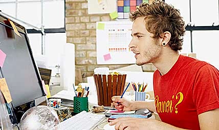 Графический дизайнер